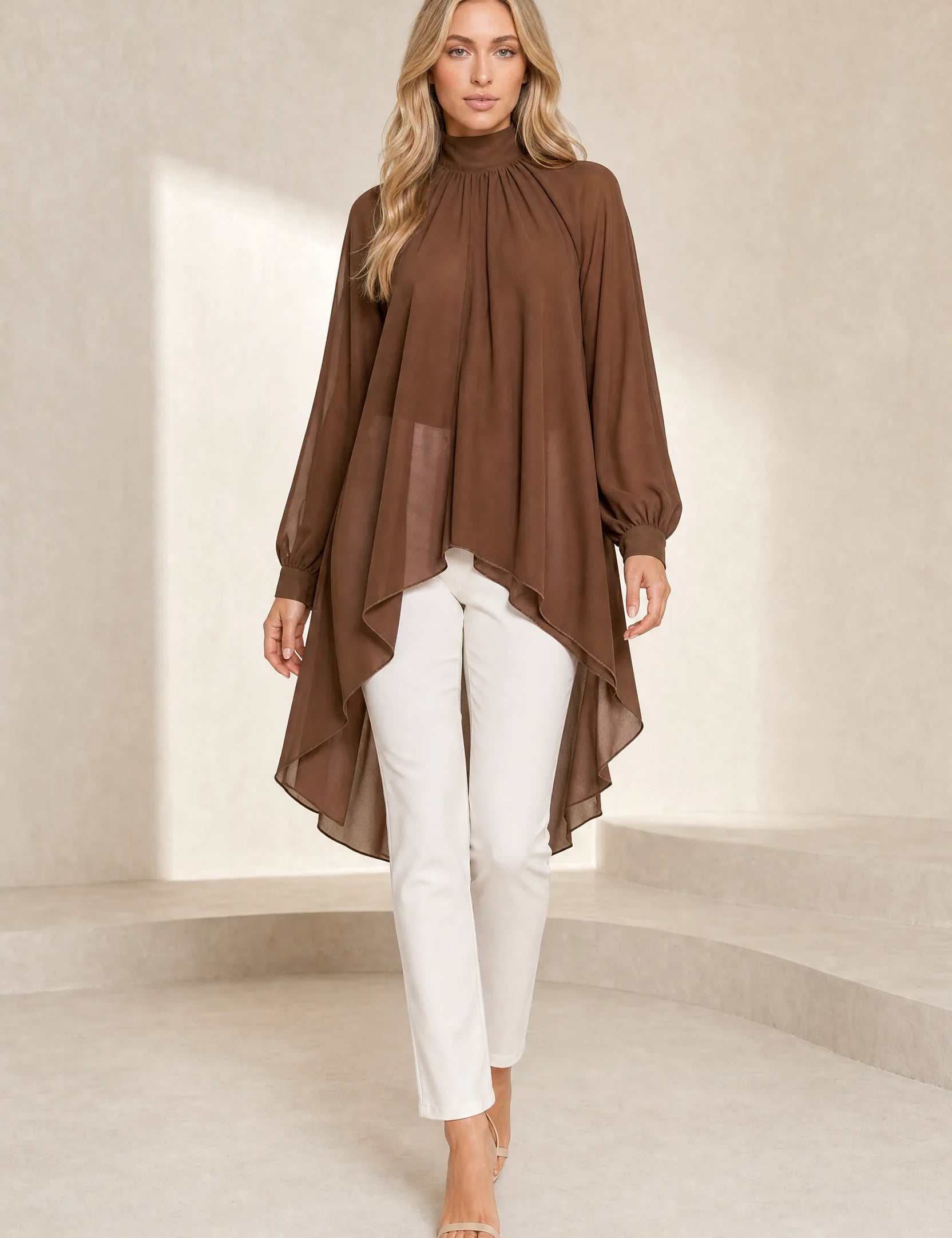 Blouse marron col montant asymétrique | Lounelle Paris