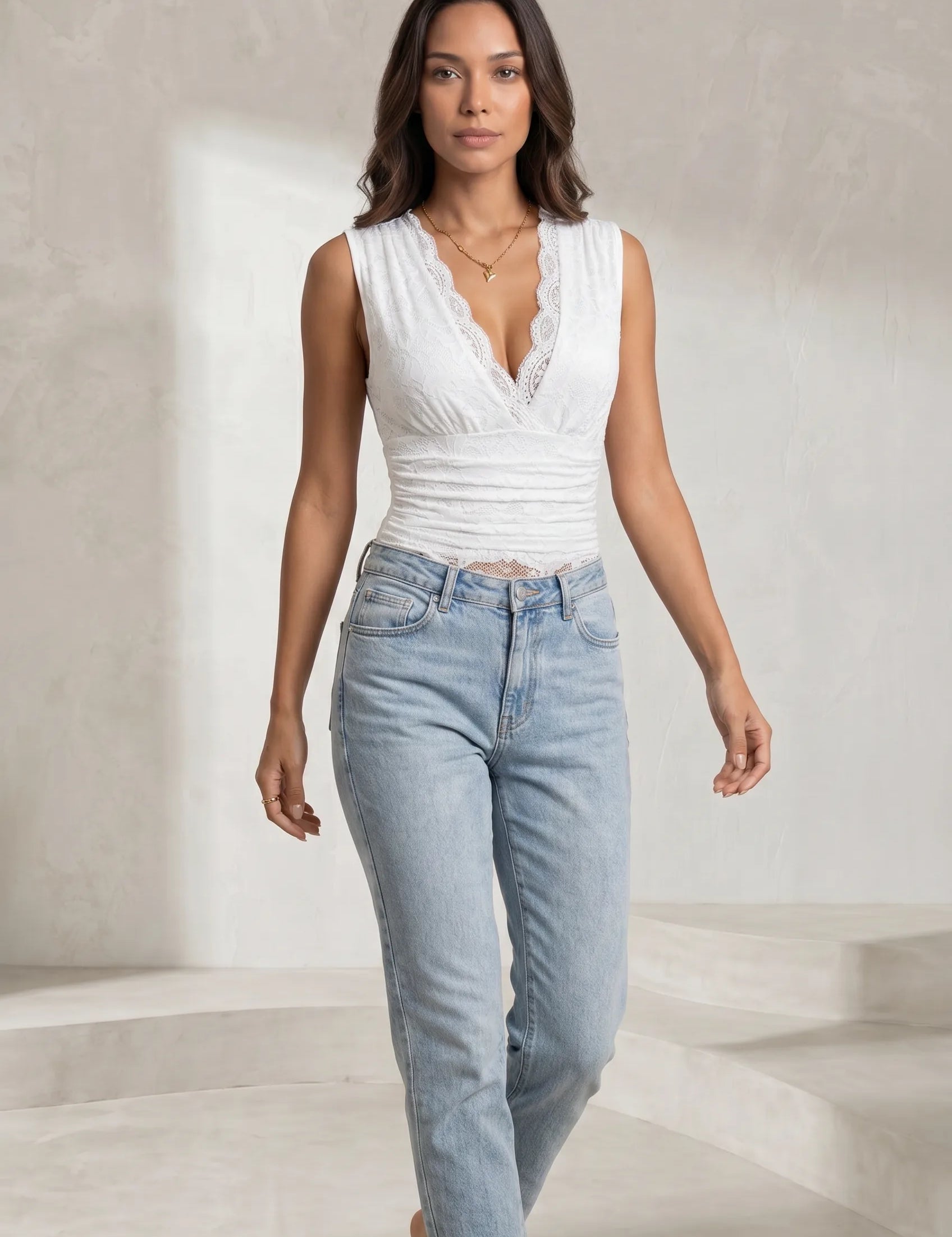 Body en dentelle décolleté V | Lounelle Paris