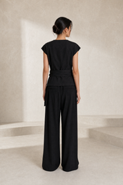 Gilet noir col V ceinturé | Lounelle Paris