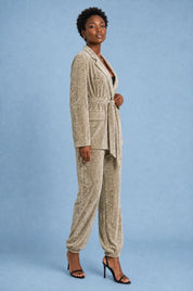 Ensemble beige en velours ceinturé | Vue de profil | Lounelle Paris