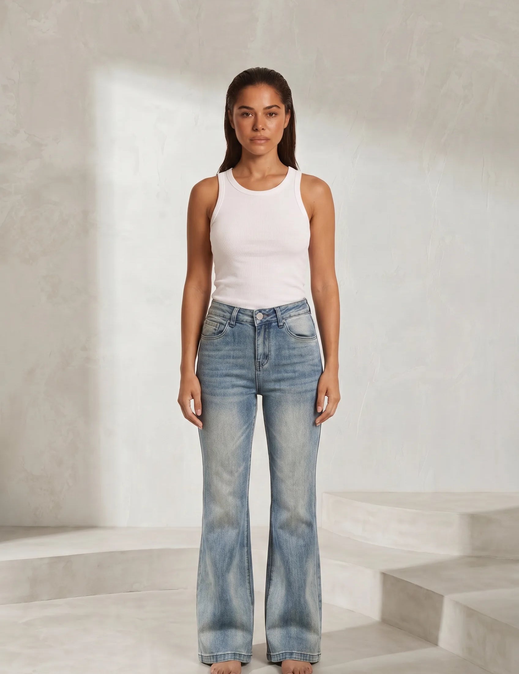 Jean bleu délavé coupe évasée | Lounelle Paris