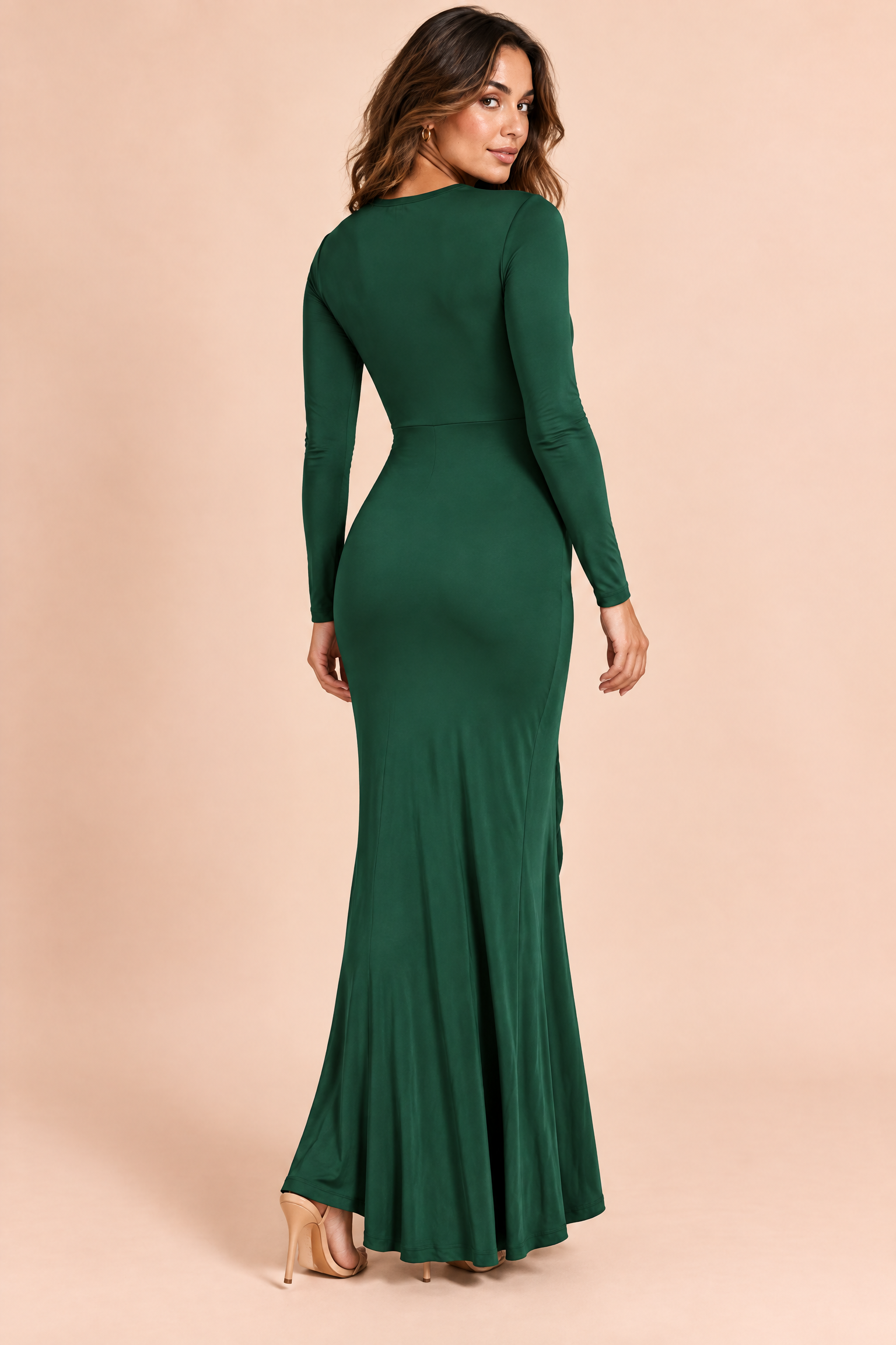 Robe longue verte à manches longues et fente volantée | Vue de dos | Lounelle Paris