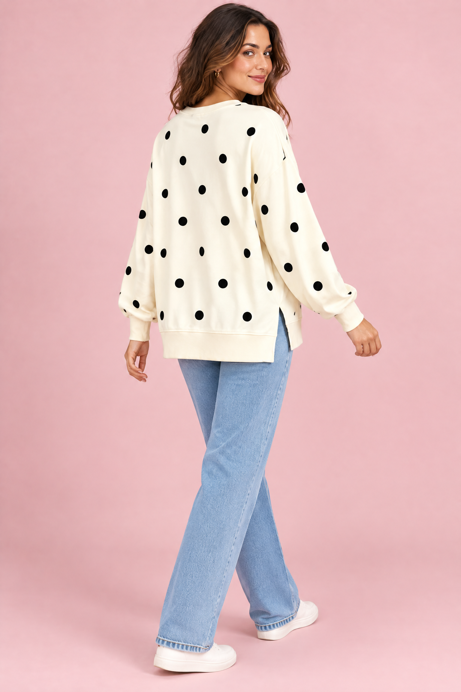 Sweat-shirt oversize écru à pois | Vue de dos | Lounelle Paris
