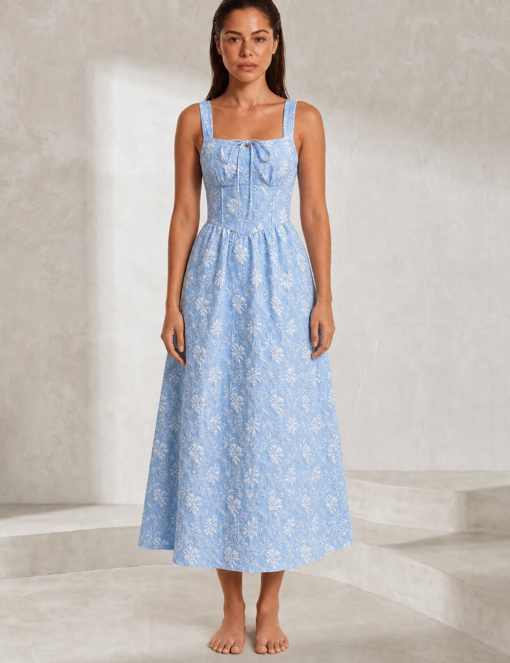 Robe longue bleue encolure carrée dos smocké | Lounelle Paris