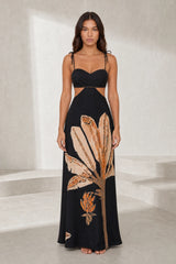 Robe longue noire dos nu